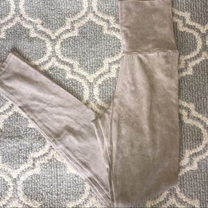 High waisted leggings